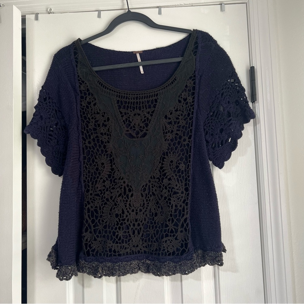 Oversized Free People Crochet Short Sleeve Blouse Shirt Top Ruffle Black Blue XS - Picture 2 of 13